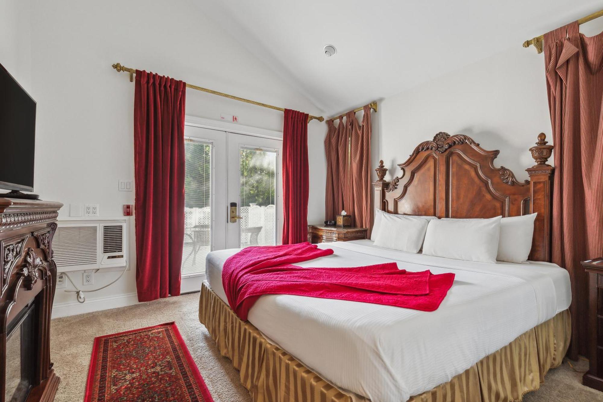 The Columbia Inn At Peralynna Dış mekan fotoğraf