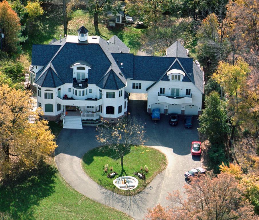 The Columbia Inn At Peralynna Dış mekan fotoğraf